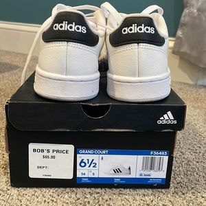 Adidas Grand Court,Women’s 6 1/2